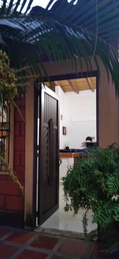 Habitacion Triple Con Cocina Y Bano Privado Necoclí 외부 사진