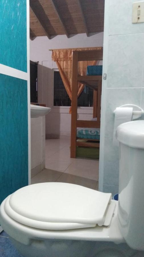 Habitacion Triple Con Cocina Y Bano Privado Necoclí 외부 사진